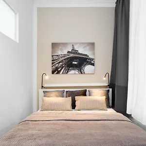 The Lohmeyerstr Vh Links, 2 Bedroom Up To 5 People Apartment